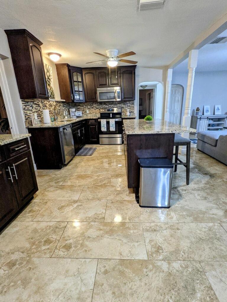 فيلا Private Poolside 5Br كليرووتر المظهر الخارجي الصورة